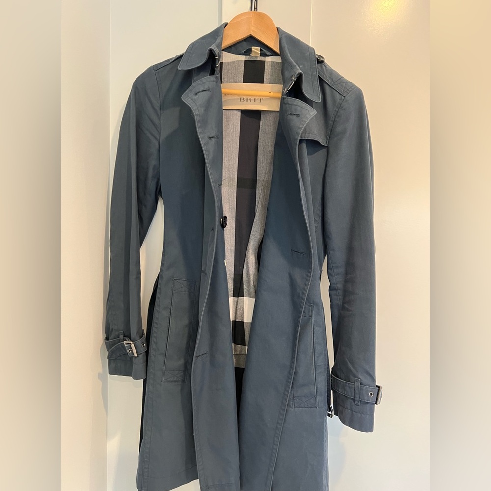 Beautiful navy Burberry Brit mid-length trench coat